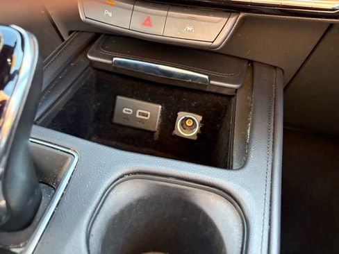 Used 2024 Cadillac XT4 Premium Luxury image 20