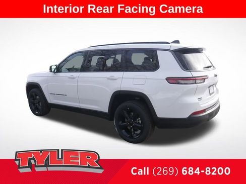New 2026 Jeep Grand Cherokee L Limited w/ Limited Altitude Package AWD/4WD image 5