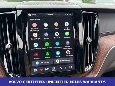 Certified 2025 Volvo XC60 B5 Ultra w/ Protection Package Premier image 22