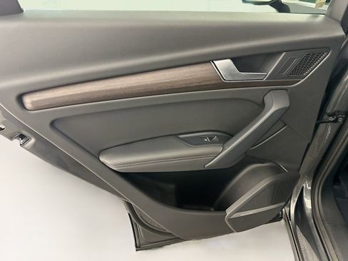 Used 2023 Audi Q5 2.0T Premium Plus w/ Premium Plus Package image 28