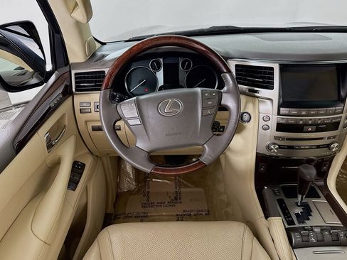 Used 2015 Lexus LX 570 4WD image 19