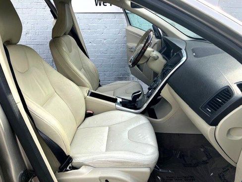 Used 2013 Volvo XC60 T6 image 12