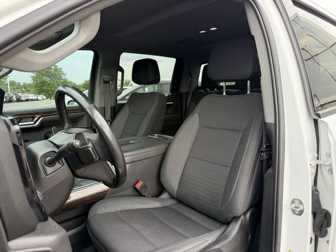 Used 2022 GMC Sierra 1500 Elevation w/ Preferred Package AWD/4WD image 8