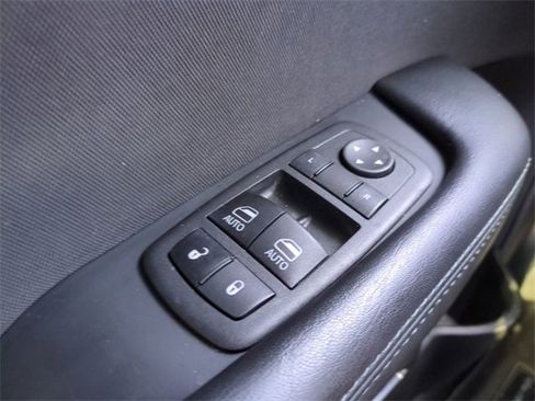 Used 2023 Dodge Challenger R/T w/ Blacktop Package image 27