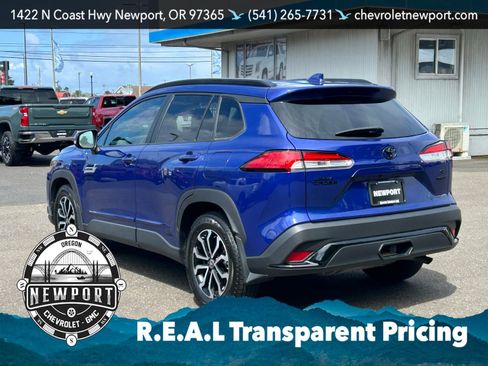 Used 2024 Toyota Corolla Cross AWD Hybrid image 5