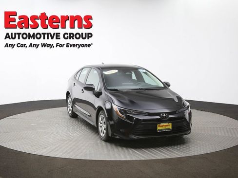 Used 2023 Toyota Corolla LE image 49