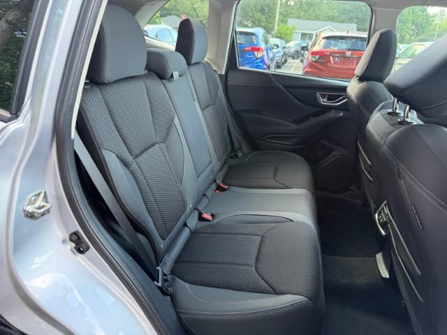 Used 2020 Subaru Forester Premium AWD/4WD image 10