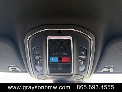 Used 2024 Jeep Wagoneer Series II w/ Convenience Group I AWD/4WD image 19