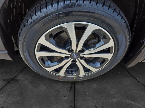 Used 2019 Subaru Forester Limited AWD/4WD image 14
