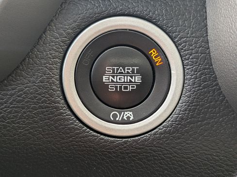 Used 2026 RAM 2500 Big Horn AWD/4WD image 27