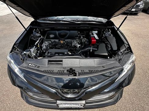 Used 2019 Toyota Camry LE FWD image 15