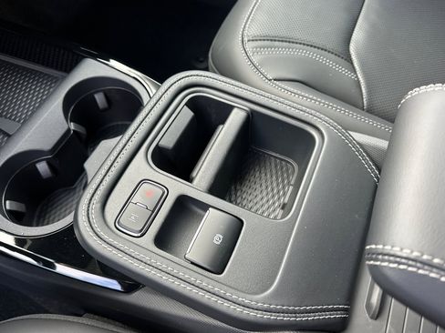 New 2025 Ford Mustang Mach-E Premium image 29