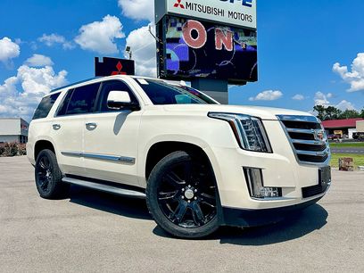 Used 2015 Cadillac Escalade Luxury