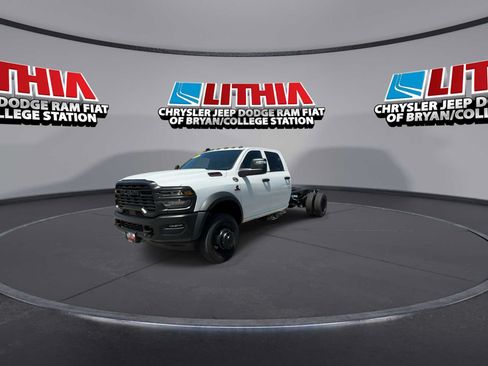 New 2026 RAM 5500 Tradesman AWD/4WD image 5