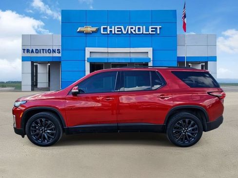 Used 2024 Chevrolet Traverse RS FWD image 6