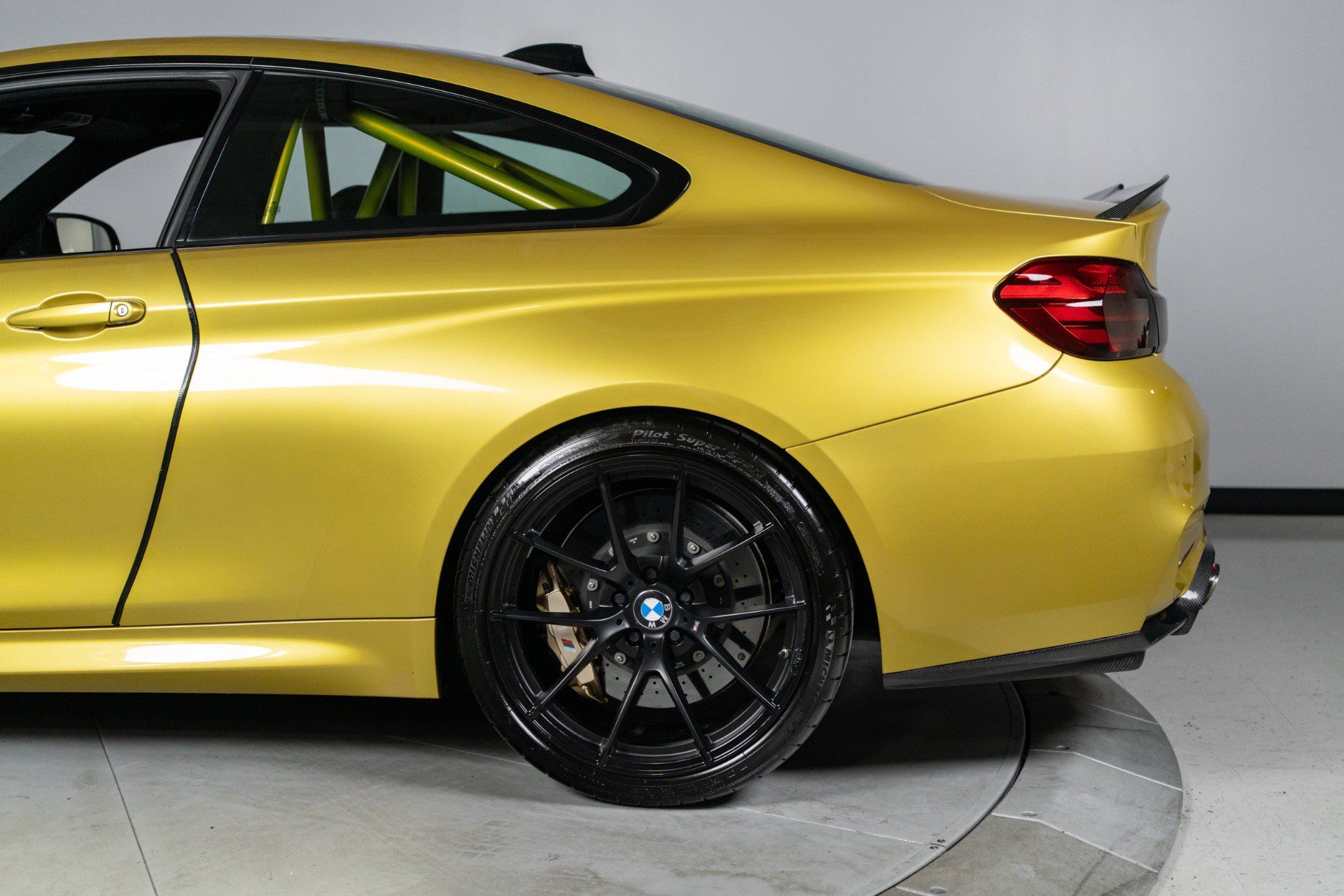 Used 2015 BMW M4 Coupe RWD image 10