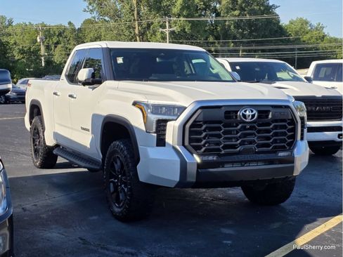 Used 2022 Toyota Tundra Limited w/ TRD Off-Road Package AWD/4WD image 11