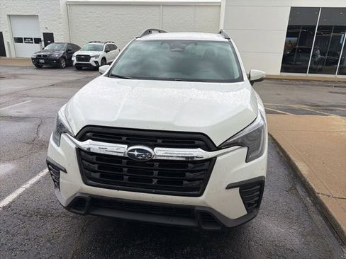Certified 2023 Subaru Ascent Limited AWD/4WD image 11