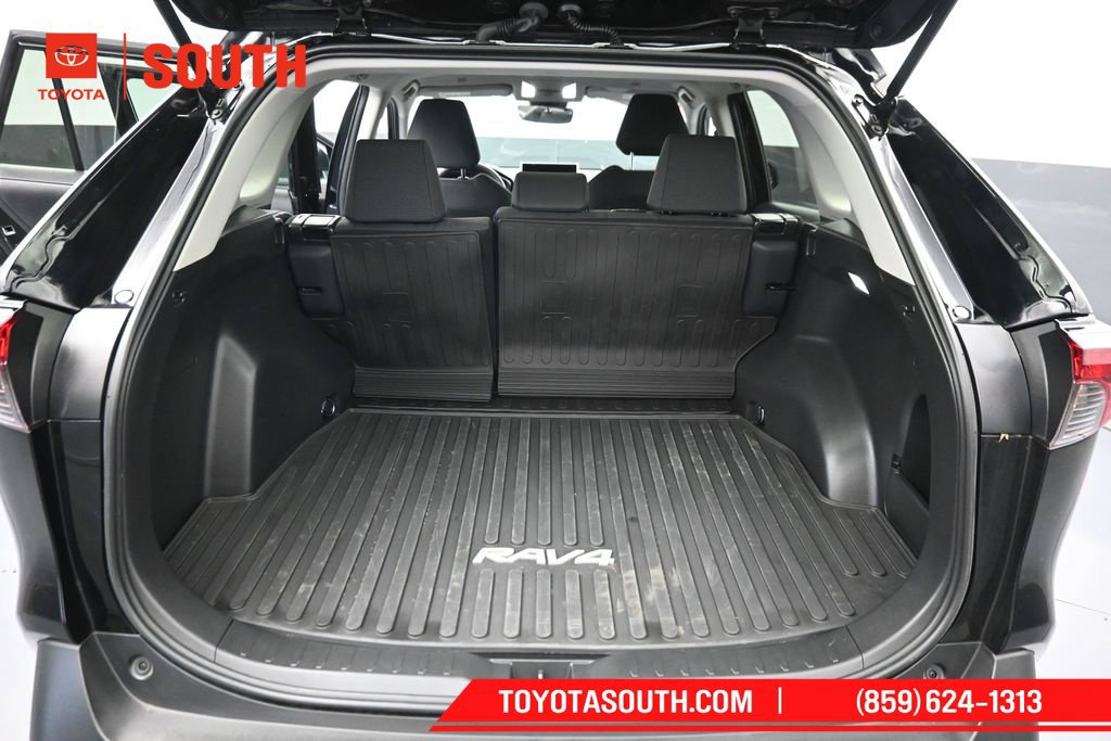 Certified 2025 Toyota RAV4 LE AWD/4WD image 26