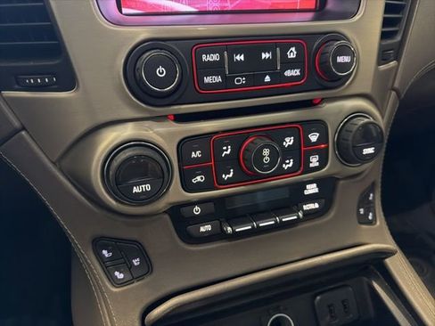 Used 2016 GMC Yukon Denali AWD/4WD image 29