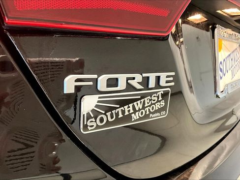 Used 2024 Kia Forte LXS image 23