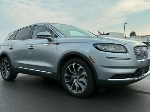 Used 2021 Lincoln Nautilus Reserve FWD image 3