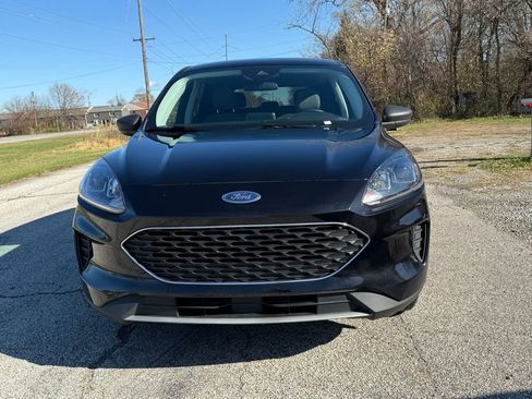 Used 2022 Ford Escape SE w/ Cold Weather Package image 7