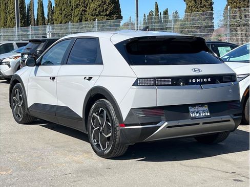 Used 2024 Hyundai Ioniq 5 SEL image 6