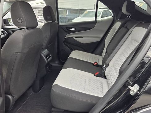 Used 2023 Chevrolet Equinox LT FWD image 11