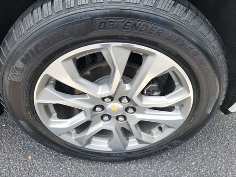 Used 2019 Chevrolet Traverse Premier w/ Driver Confidence II Package image 10
