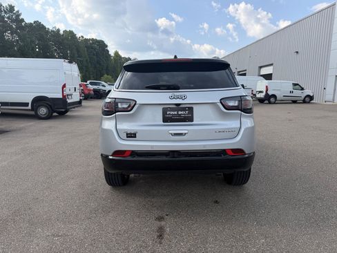 Certified 2025 Jeep Compass Limited w/ Elite Group AWD/4WD image 5