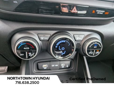 Used 2026 Hyundai Venue SEL FWD image 17