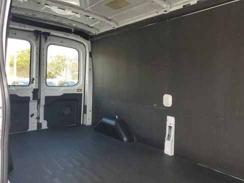 Used 2023 Ford Transit 250 Medium Roof w/ Load Area Protection Package image 8