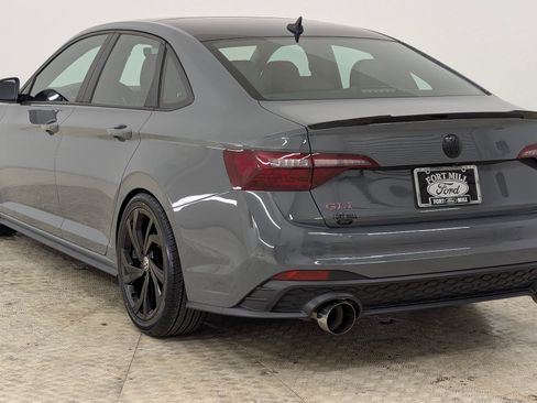 Used 2024 Volkswagen Jetta GLI Autobahn image 3
