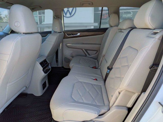 New 2026 Volkswagen Atlas SE FWD image 14