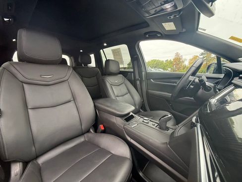 Certified 2024 Cadillac XT6 Sport w/ LPO, Onyx Lite Package image 22
