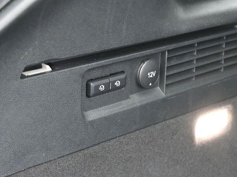 Used 2020 Lincoln Nautilus Reserve AWD/4WD image 11