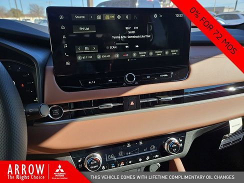 New 2026 Mitsubishi Outlander SEL image 25