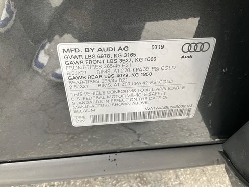 Used 2019 Audi e-tron Prestige w/ Prestige Package image 22