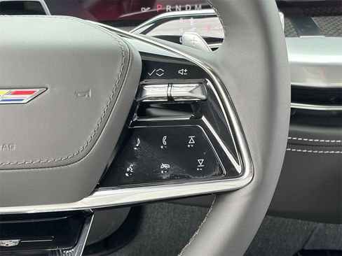 Certified 2026 Cadillac Escalade V w/ LPO, ONYX Package image 23