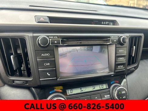 Used 2018 Toyota RAV4 XLE AWD/4WD image 15