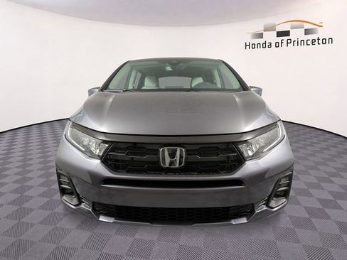 New 2026 Honda Odyssey Touring image 6