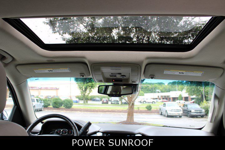 Used 2019 Chevrolet Tahoe Premier AWD/4WD image 22