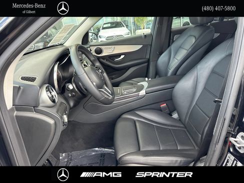 Used 2022 Mercedes-Benz GLC 300 w/ Premium Package Lite image 9