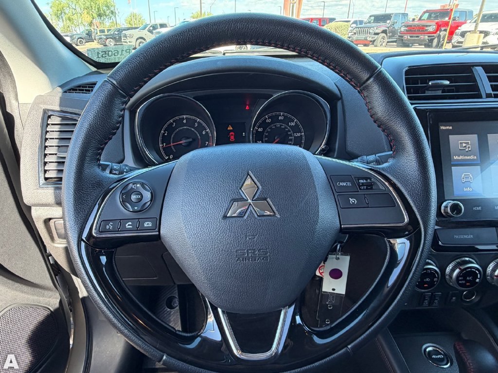 Used 2025 Mitsubishi Outlander Sport ES AWD/4WD image 18