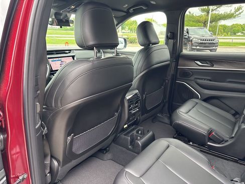 New 2026 Jeep Grand Cherokee L Limited AWD/4WD image 42