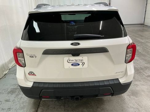Used 2023 Ford Explorer Timberline w/ Timberline Technology Package AWD/4WD image 4