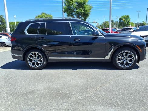 Used 2023 BMW X7 xDrive40i AWD/4WD image 9