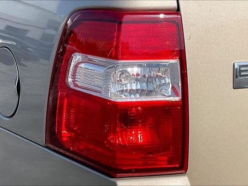 Used 2007 Ford Expedition XLT RWD image 22