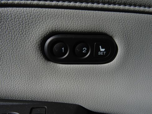 Used 2017 Acura ILX w/ Premium Package image 21